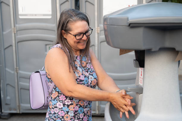 Best Porta potty rental for parties  in Fort Totten, ND